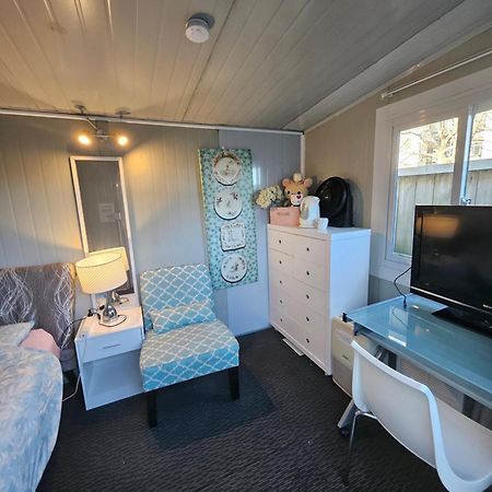 C1 Save Money Budget Affordable Cabin With Comfort! - Cabin1 Auckland Exterior photo